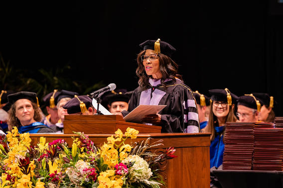 Monica “Dr. mOe” Anderson, DDS ’88 delivers speech at commencement 2023