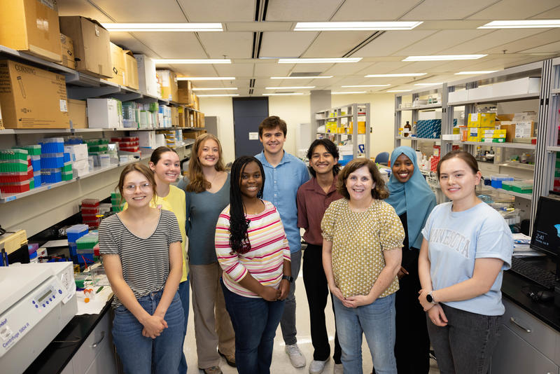 Group photo of undergraduate students in a lab