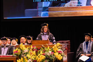 Anderson speaks at commencement